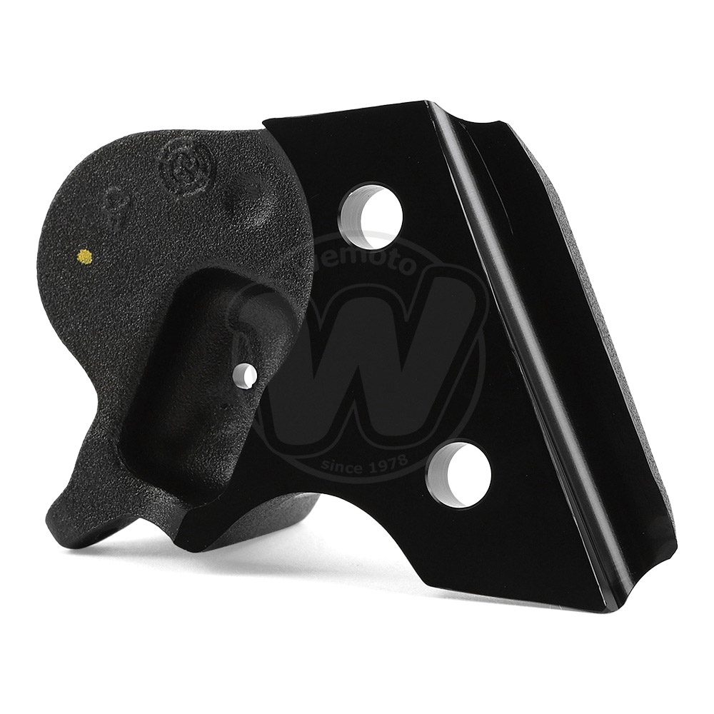 0DN1436_zzkc2127 three.jpg